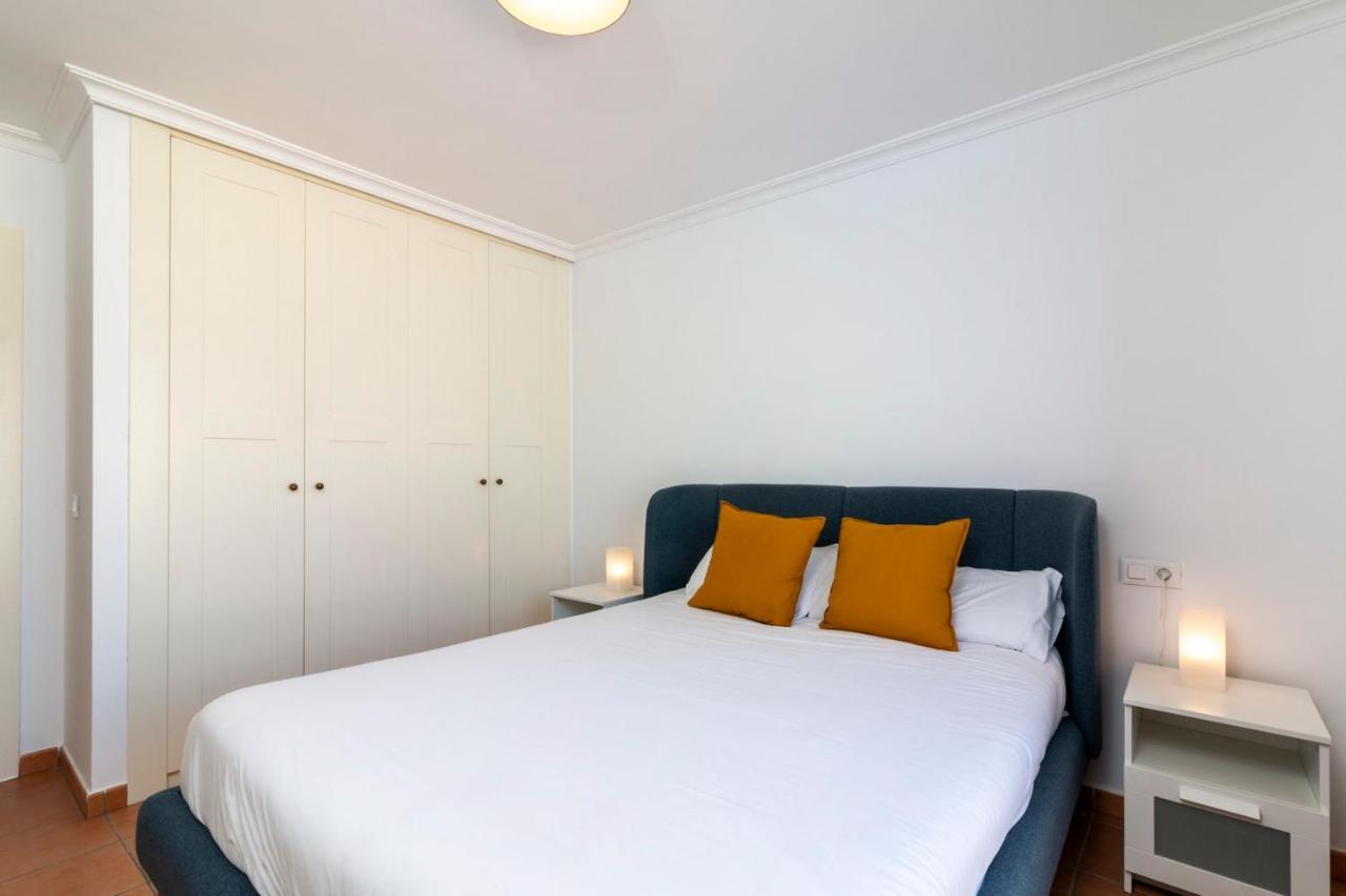 Homeforguest Apartamento En La Tejita Con Piscina, Terraza Y Wifi Granadilla De Abona Luaran gambar
