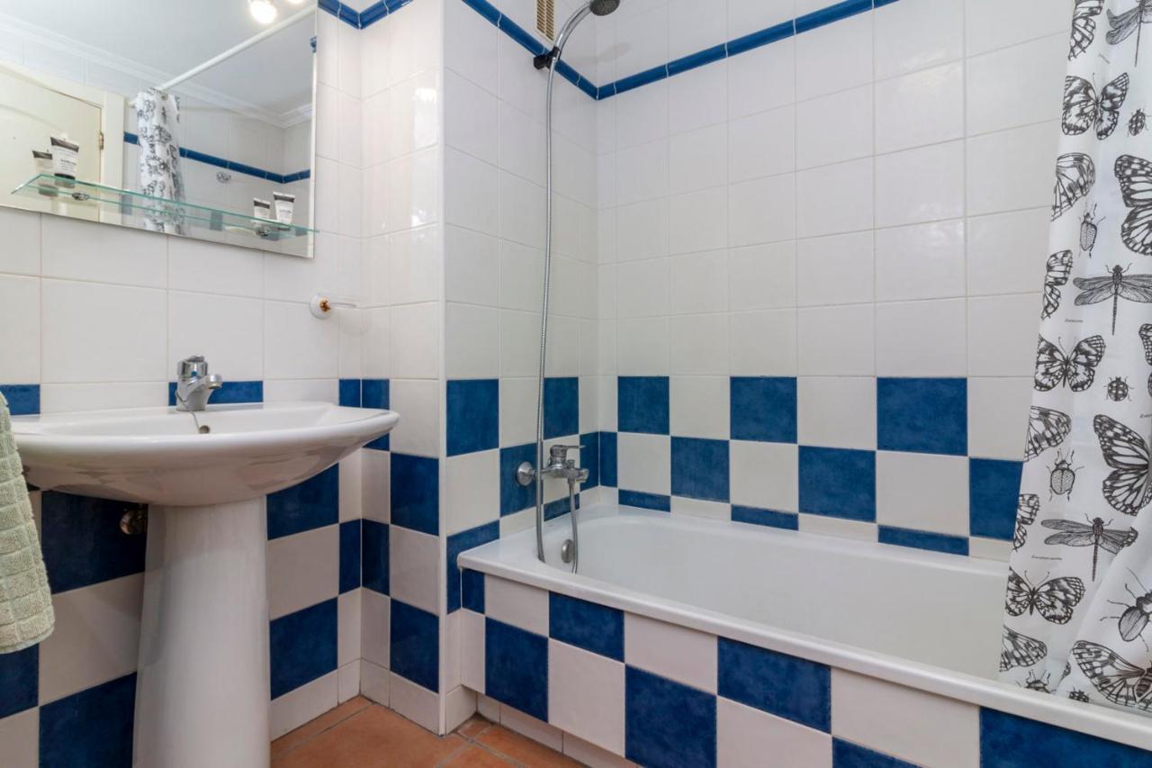 Homeforguest Apartamento En La Tejita Con Piscina, Terraza Y Wifi Granadilla De Abona Luaran gambar